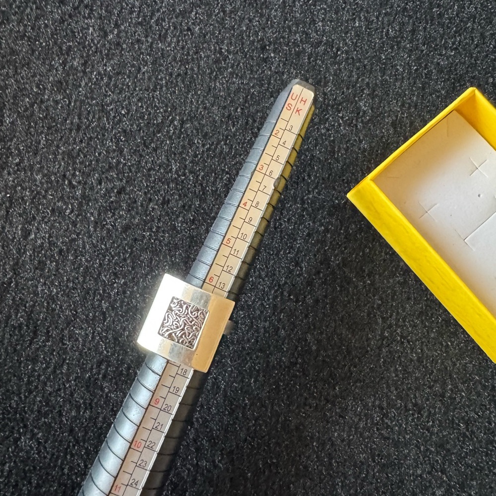 Silver Square Patterned Ring 925 - image 8